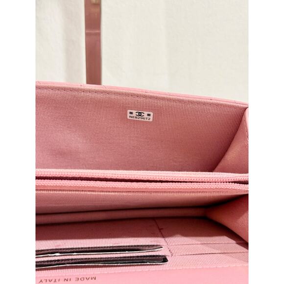 Chanel Quilted Leather Crystal Embellished Clutch Handbag with Chain Strap Pink - Picture 10 of 13